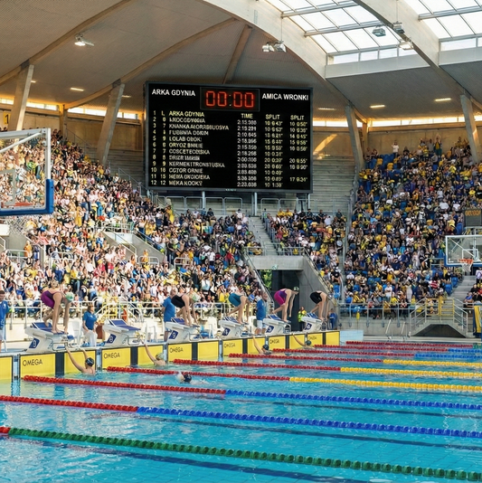 Ekran LED o wysokiej jasności do wydarzeń sportowych (EKRAN LED STADIONOWY)